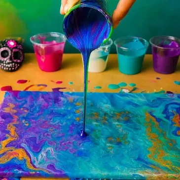 Acrylic Flow & Fluid Pour